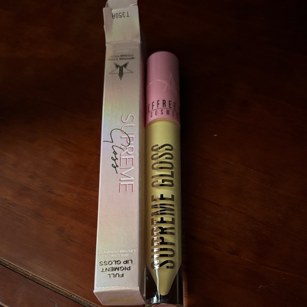 Jeffree Star Supreme Gloss - urethra